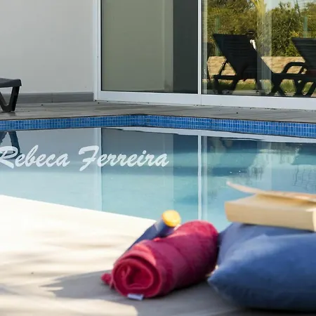 Correeira Sleeps 12 With Pool Air Con And Wifi Villa Brejos