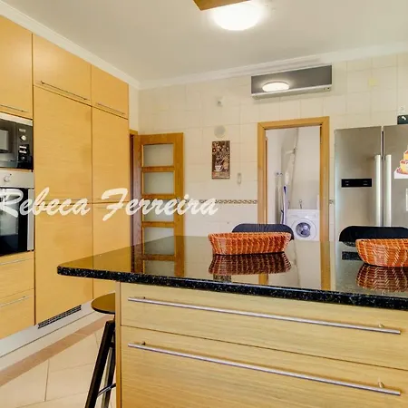 Villa Correeira Sleeps 12 With Pool Air Con And Wifi Brejos