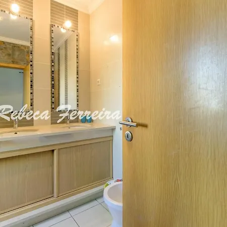 Villa Correeira Sleeps 12 With Pool Air Con And Wifi *