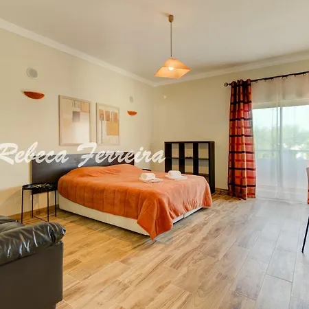 Correeira Sleeps 12 With Pool Air Con And Wifi *