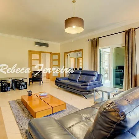 Correeira Sleeps 12 With Pool Air Con And Wifi Villa Brejos