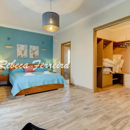 Villa Correeira Sleeps 12 With Pool Air Con And Wifi *
